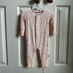 Magnetic Me coral floral modal magnetic convertible coverall, 0-3 month, NWOT